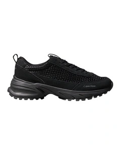 Hike Runner in Triple Black