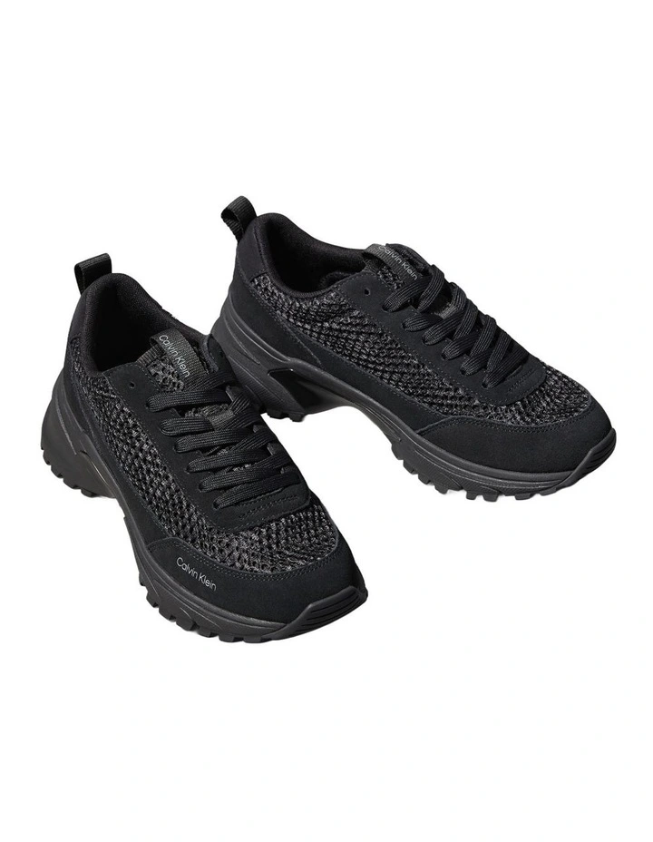Hike Runner in Triple Black image 3