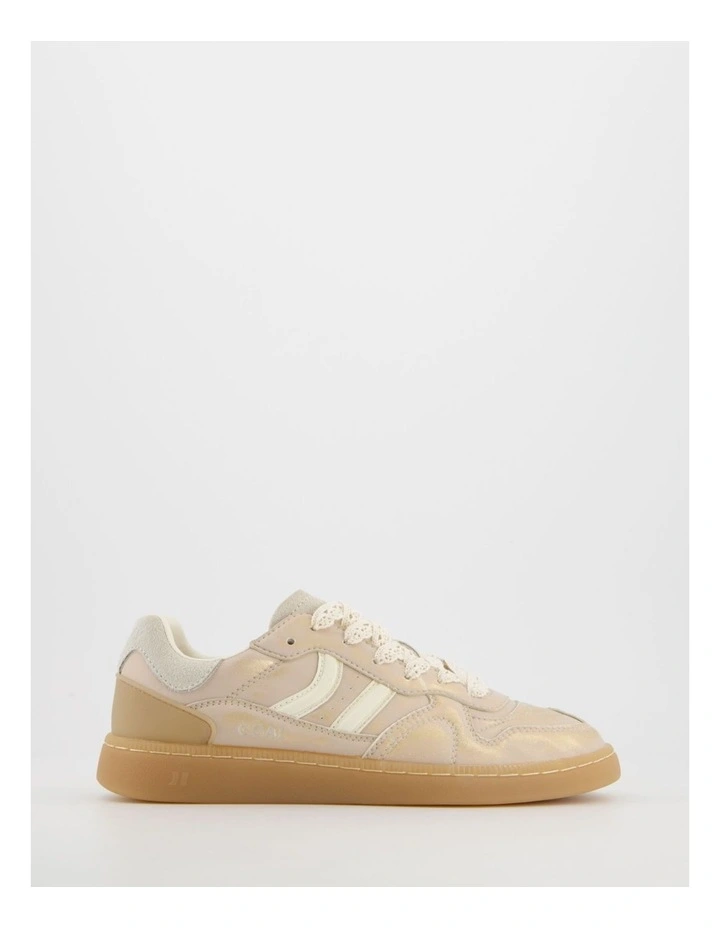 Goal Sneaker in Glowstrike image 1