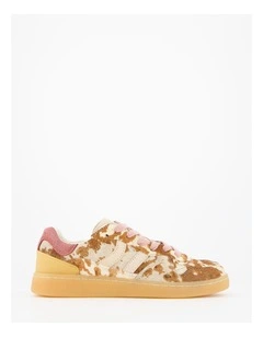 Goal Sneaker in Moo Splash