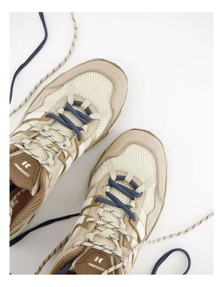 2003 Sneaker in Oasis Run image 3