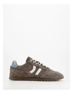 Switzer Sneaker in Brown Stone