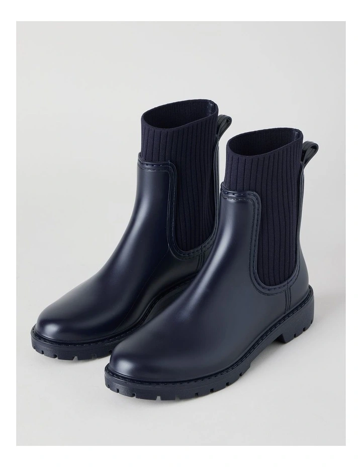 Raia Boot in Navy image 2