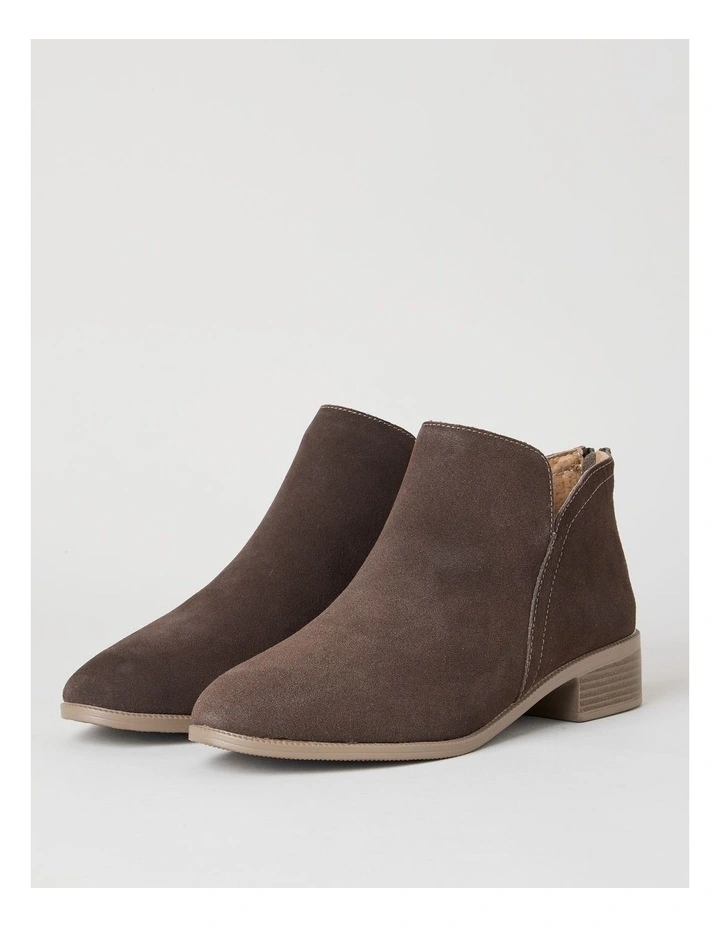 Dublin Boot in Chocolate Suede image 4