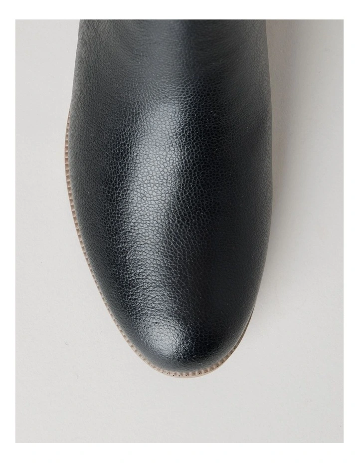 Dublin Boot in Black Leather image 6