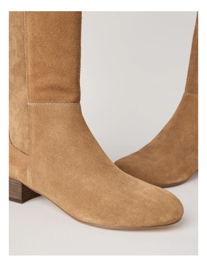 London Boot in Brown image 3