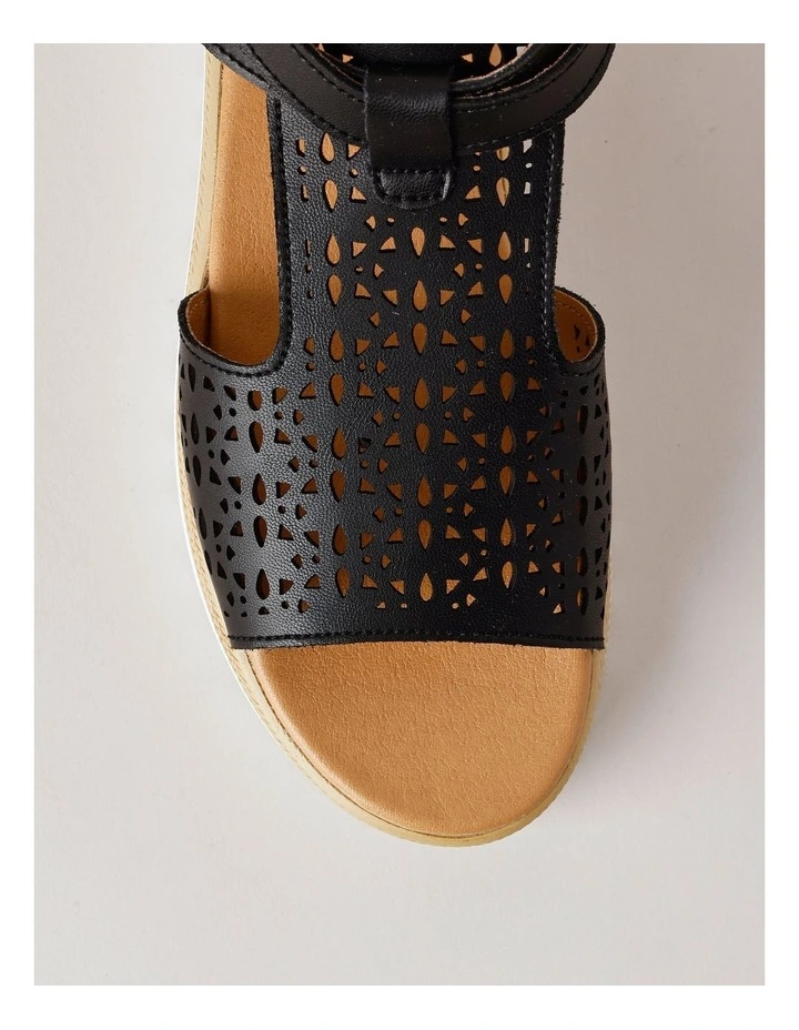 Eloise Sandal in Tan Leather image 5