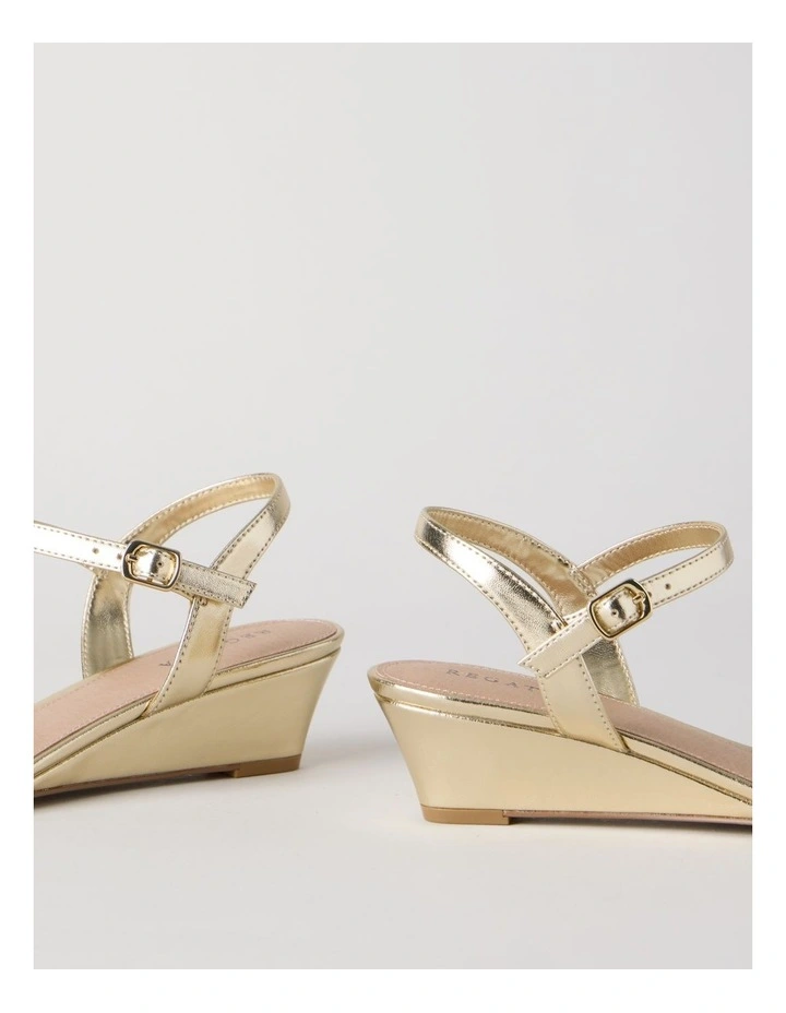 Cora Sandal in Gold image 4
