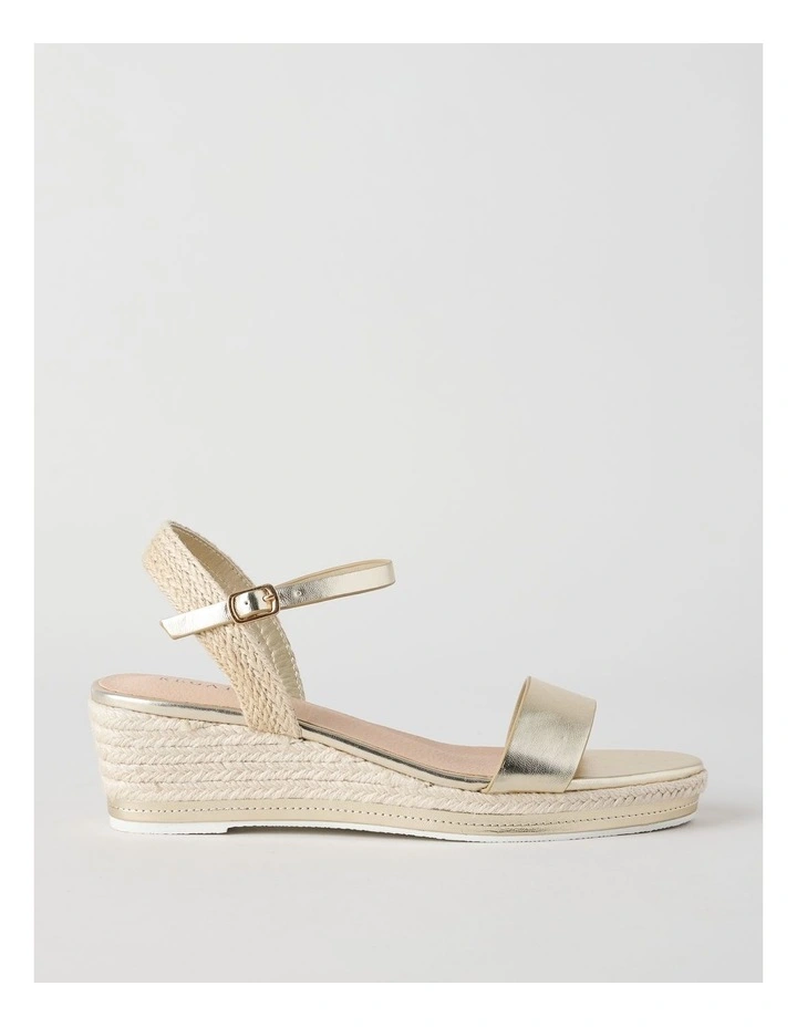 Rosa Sandal in Gold image 1