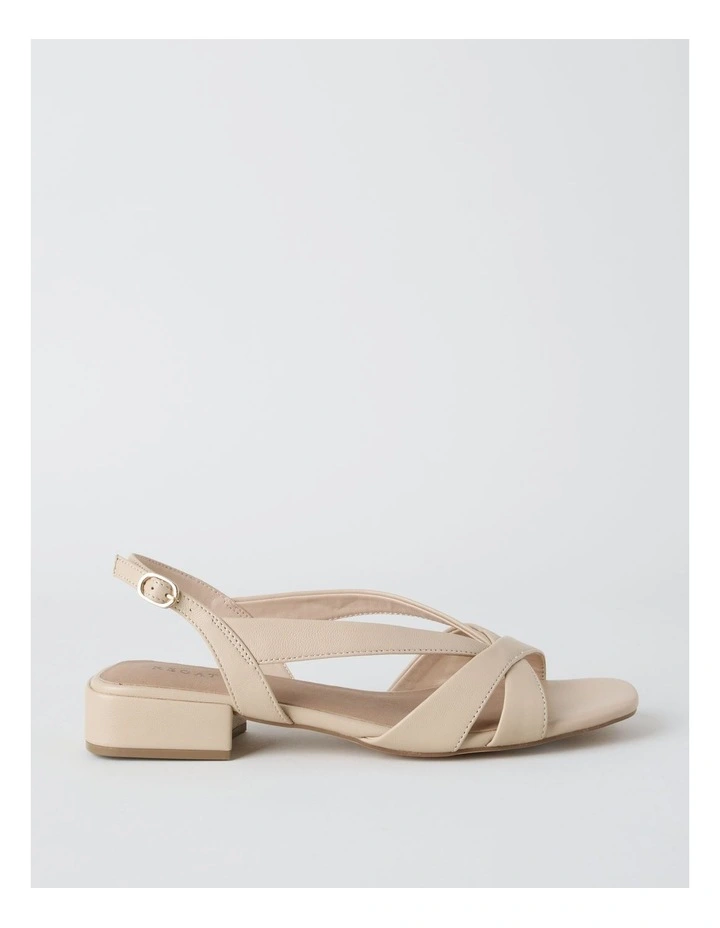 Janet Sandal in Nude image 1