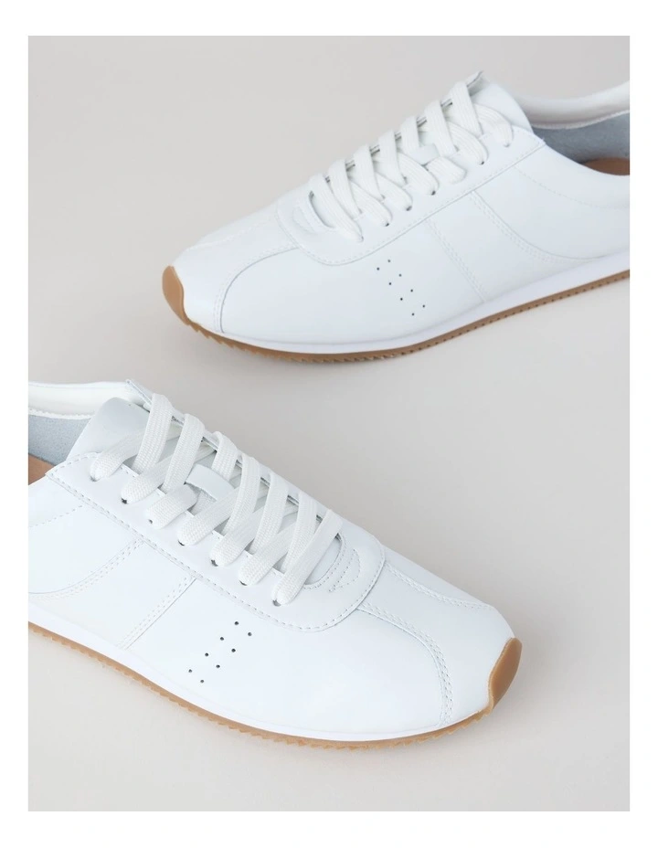 Lyon Sneaker in Egret image 4