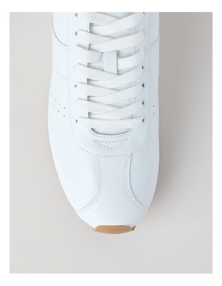 Lyon Sneaker in Egret image 7