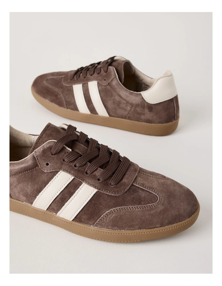 Lisbon Sneaker in Chocolate Suede image 3