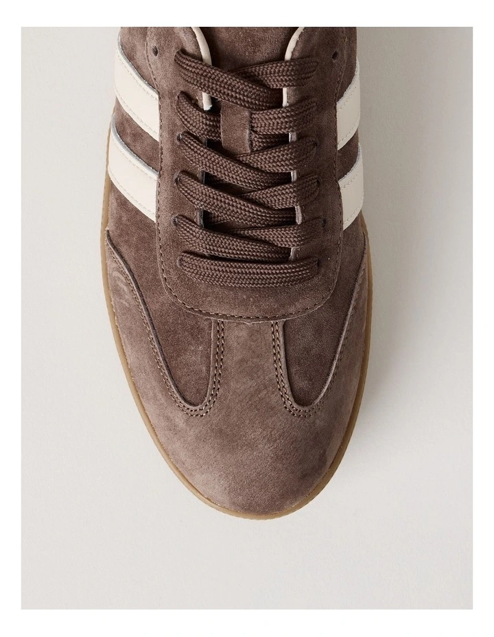 Lisbon Sneaker in Chocolate Suede image 6