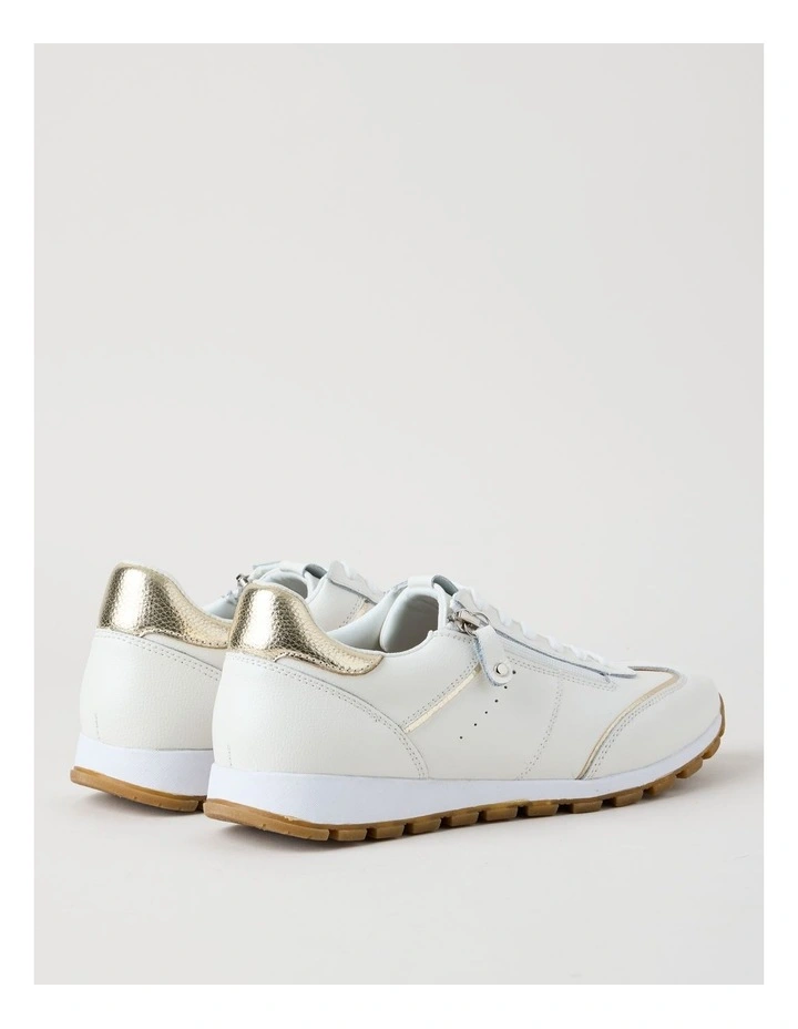 Hervey Sneaker in White image 5