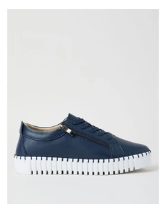 Kimberly Sneaker in Navy