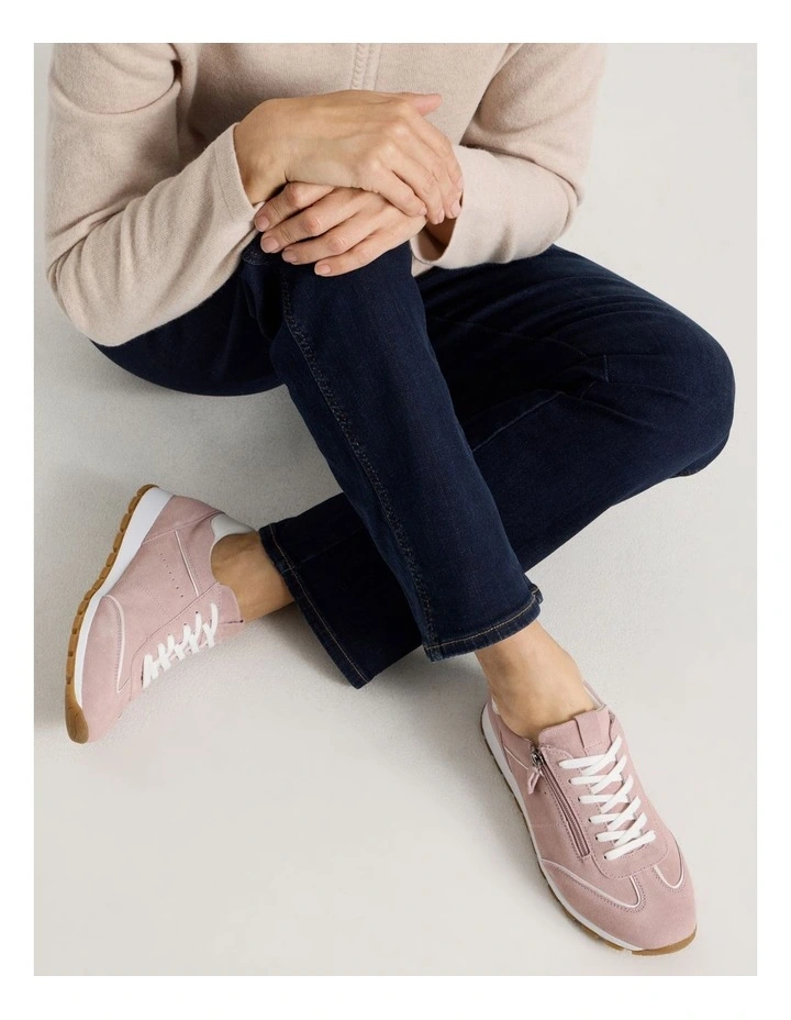 Hervey Sneaker in Pink image 4