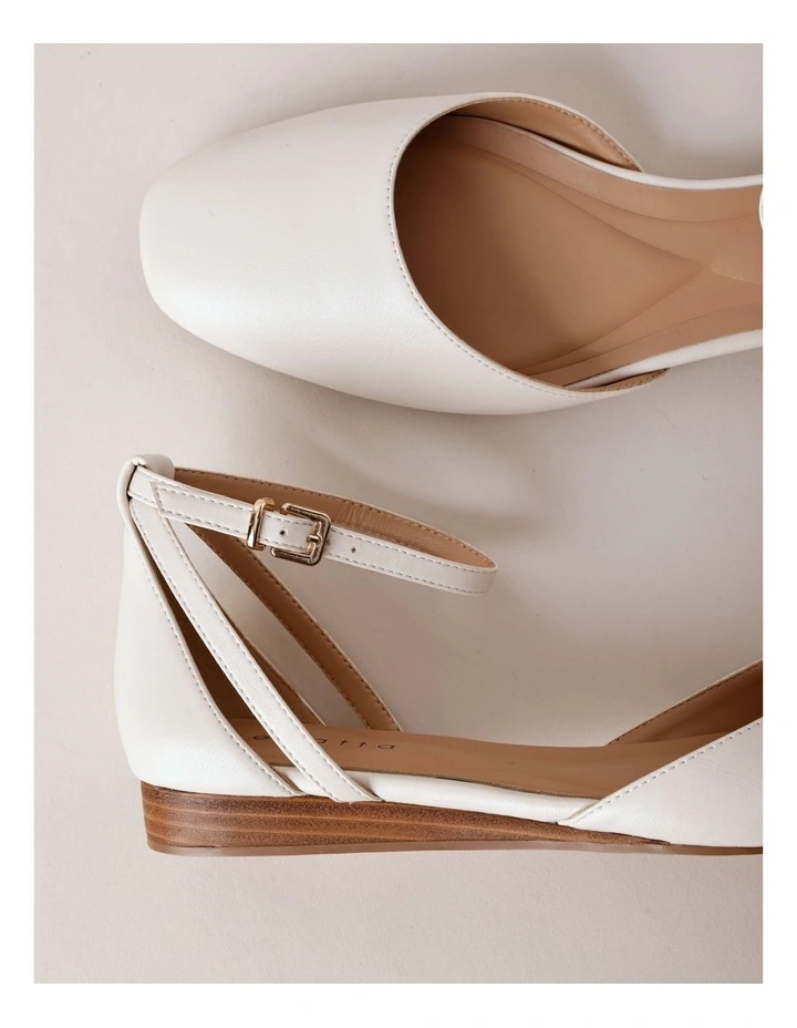 Kelise Flat Shoes in Chalk image 6