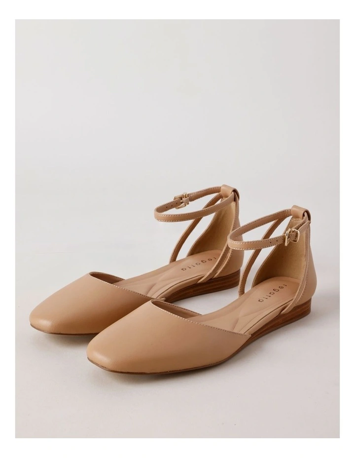 Kelise Flat Shoes in Latte image 3