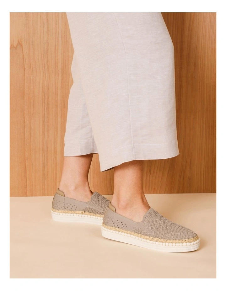 Queena Flat Shoe in Natural image 2