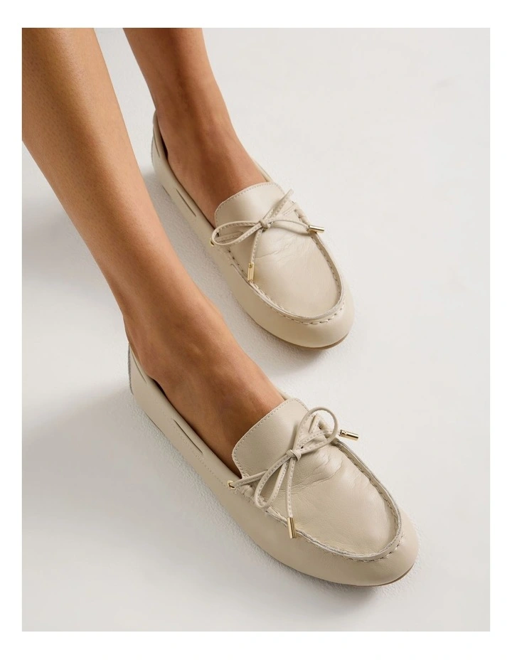 Suzie Flat Shoes in Sand Leather image 2