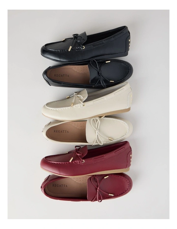 Suzie Flat Shoes in Sand Leather image 7