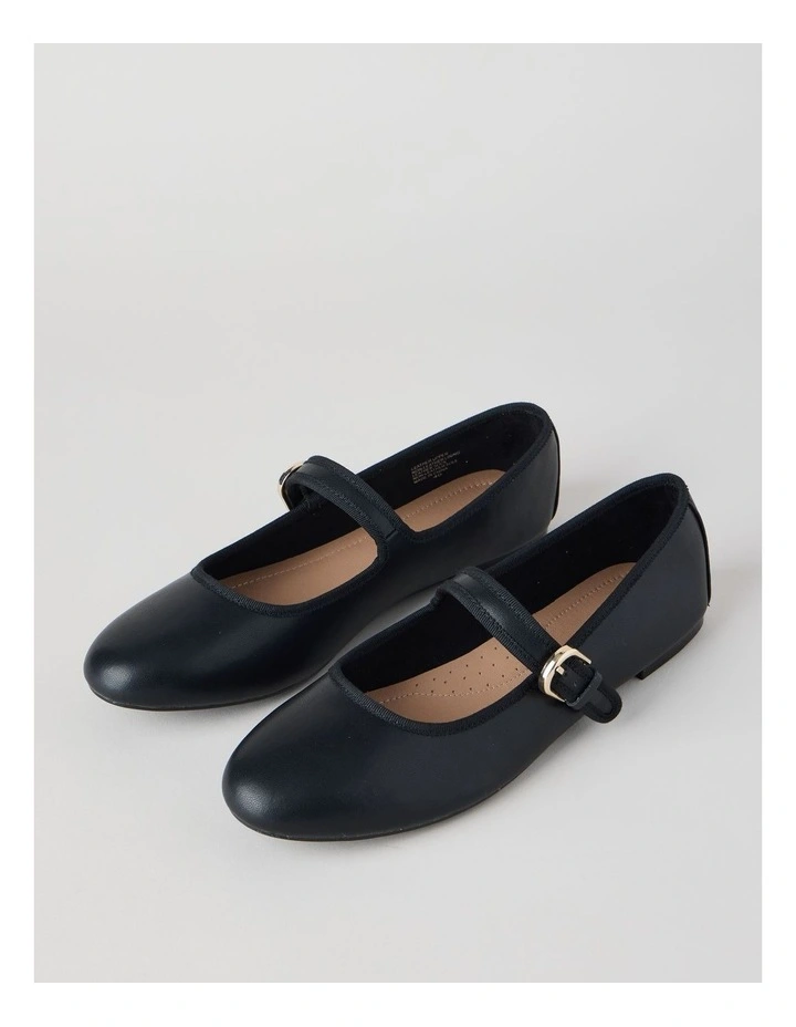 Trudy Flat Shoes in Black Leather image 3