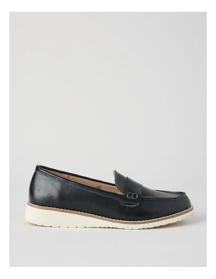 Quebec Flat Shoes in Black image 1