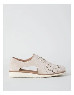 Rosie Flat Shoes in Bone