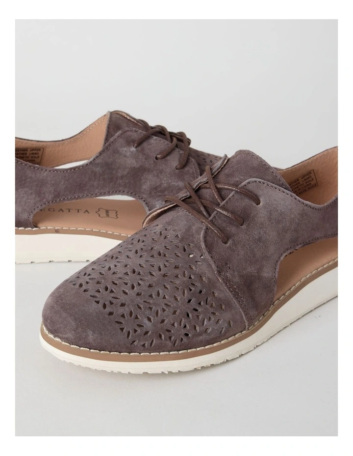 Rosie Flat Shoes in Chocolate image 3