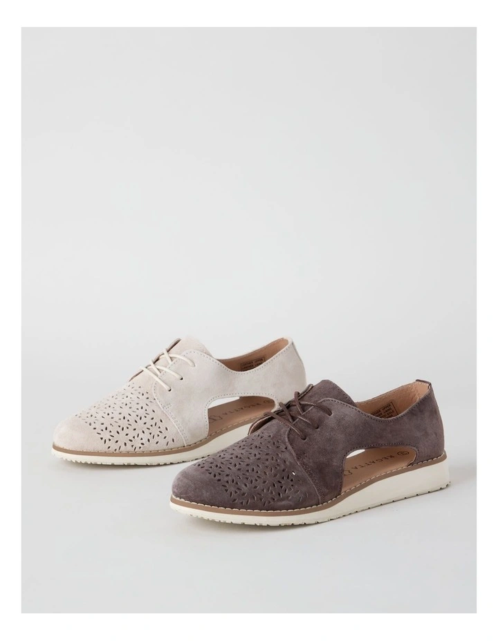 Rosie Flat Shoes in Chocolate image 6