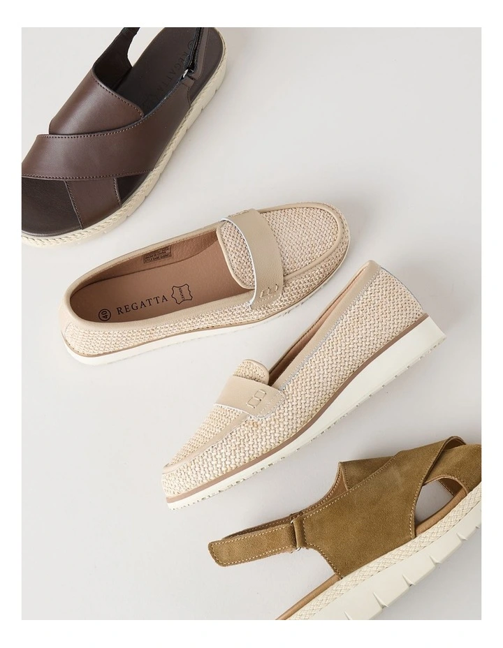 Quebec Flat Shoes in Raffia image 7