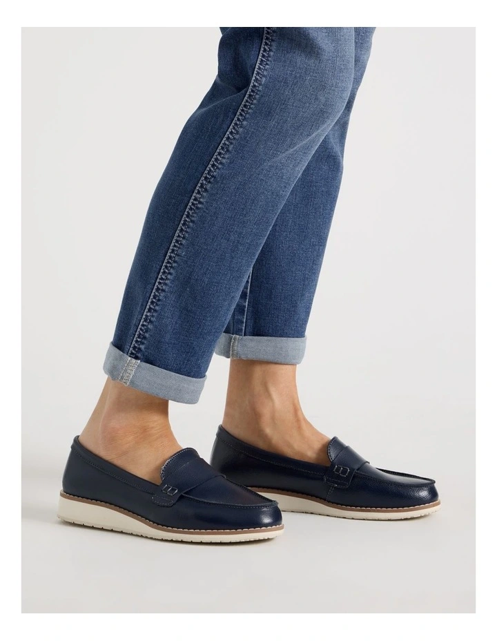 Quebec Flat Shoes in Navy image 2