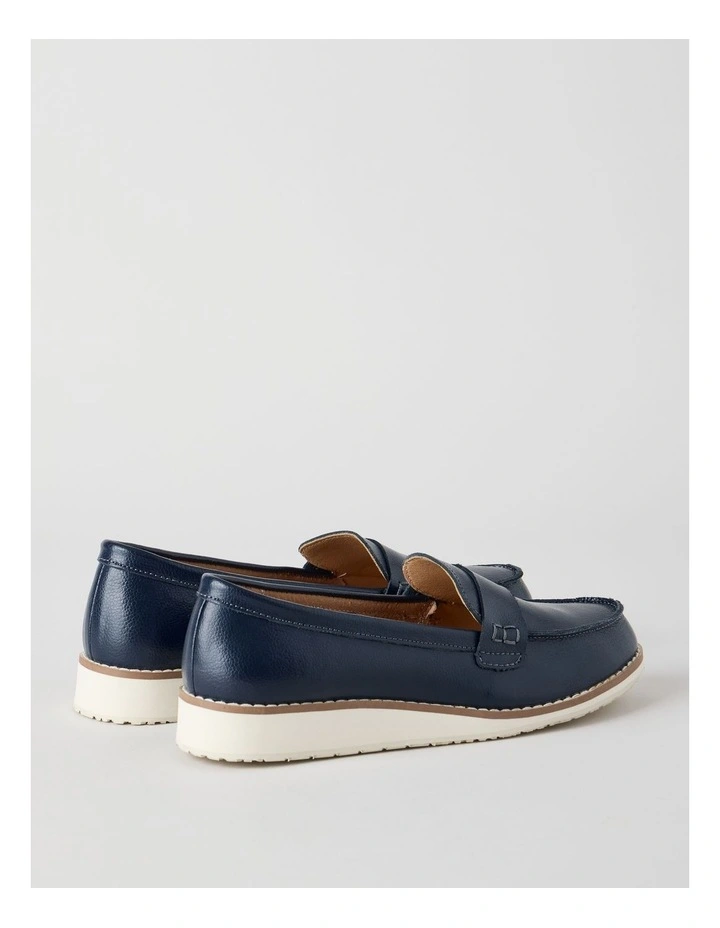Quebec Flat Shoes in Navy image 5