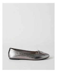 Cindy Flat Shoes in Pewter