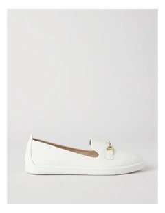 Lorne Flat Shoes in Off White
