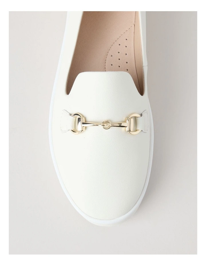 Lorne Flat Shoes in Off White image 7