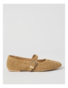 Dorothy Flat Shoes in Taupe