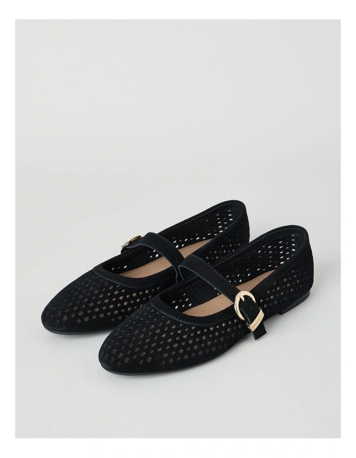 Dorothy Flat Shoes in Black image 3