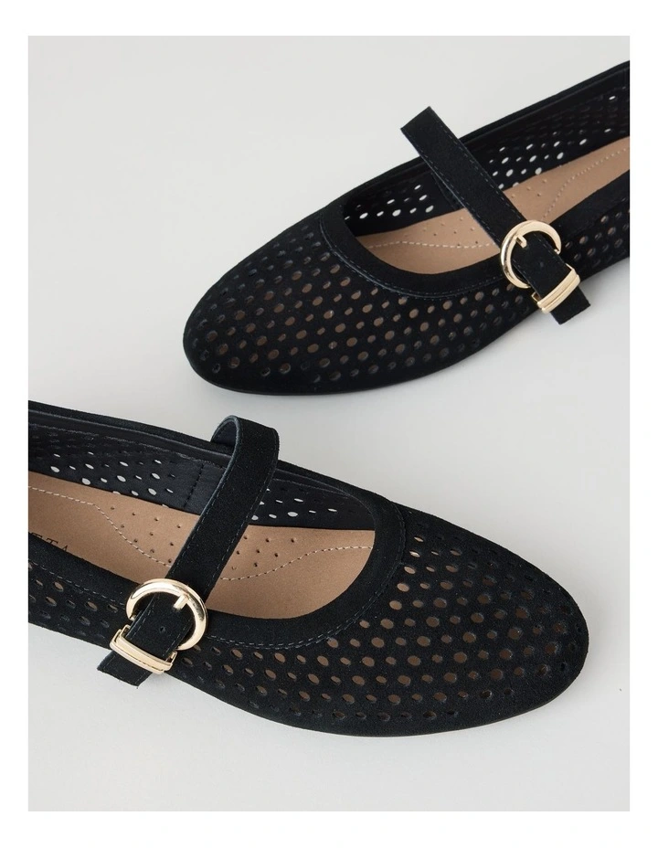 Dorothy Flat Shoes in Black image 5