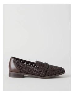Blair Flat Shoes in Chocolate