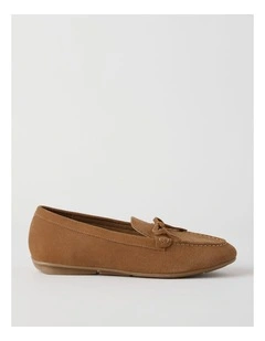 Avery Flat Shoes in Sand Suede