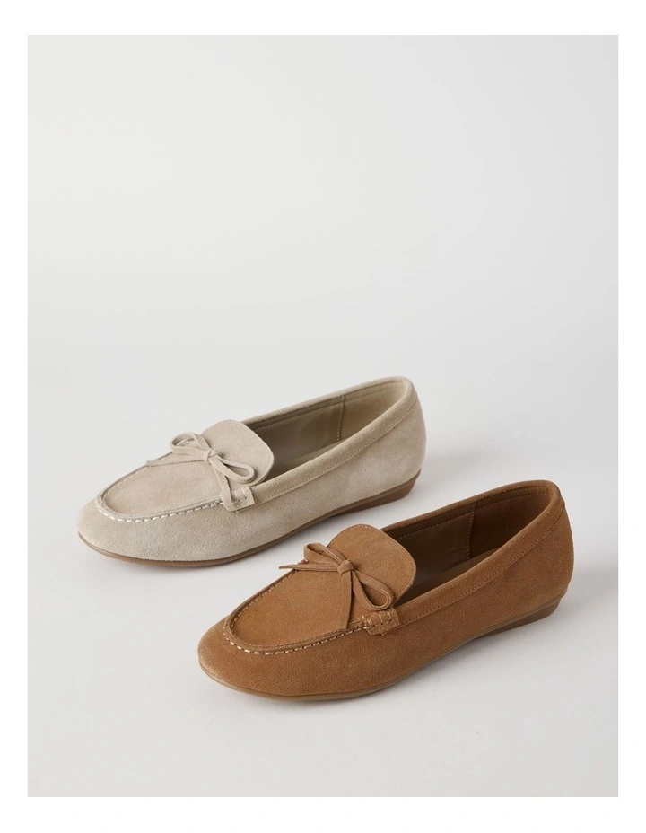 Avery Flat Shoes in Sand Suede image 7