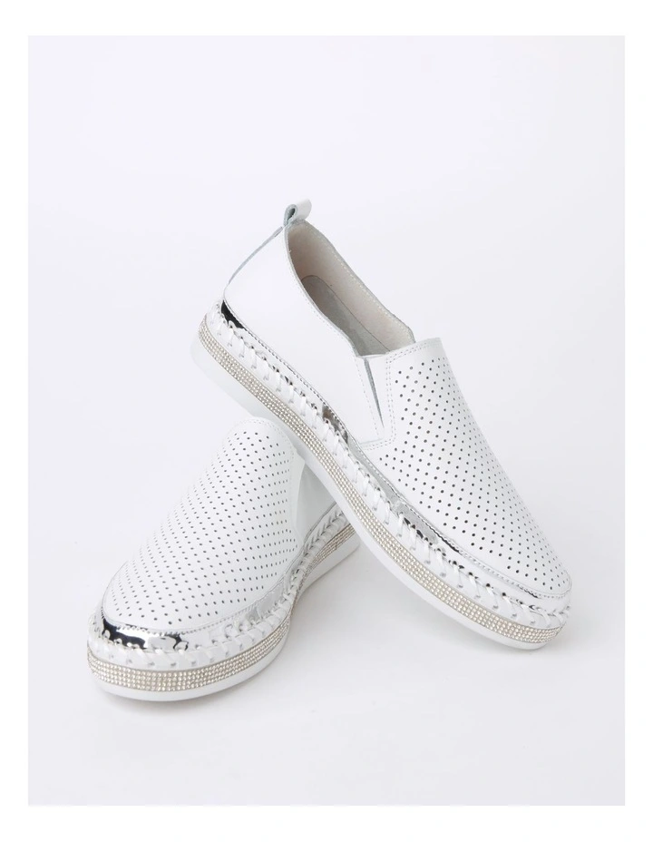 Chloe Leather Shoe in White image 4