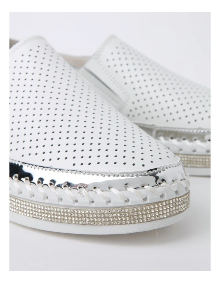 Chloe Leather Shoe in White image 5