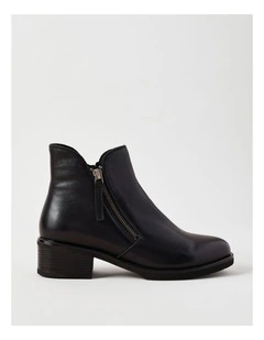 Dami Boot in Black Leather