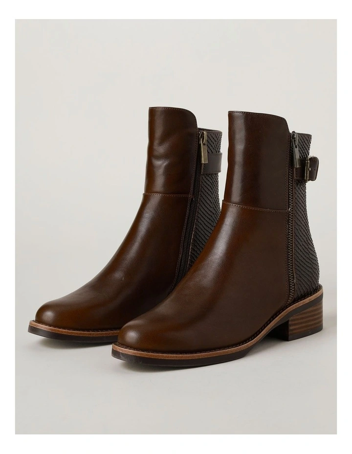 Ricky Boot in Choc Leather image 2
