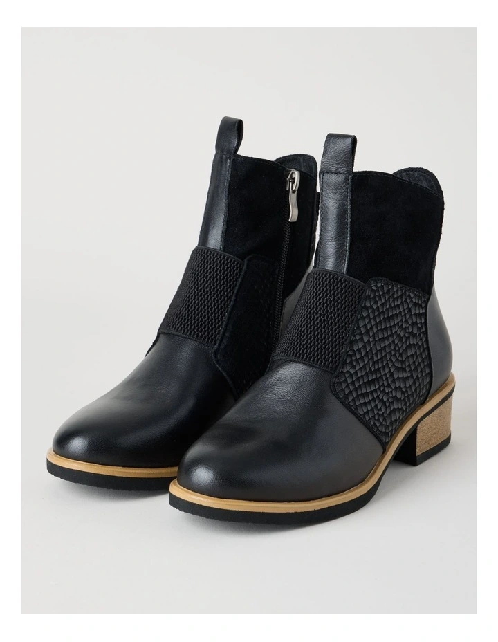 Destiny Boot in Black image 3