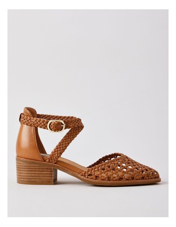Tan colour