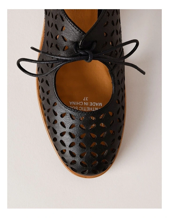 Alison Flat Shoes in Black image 5